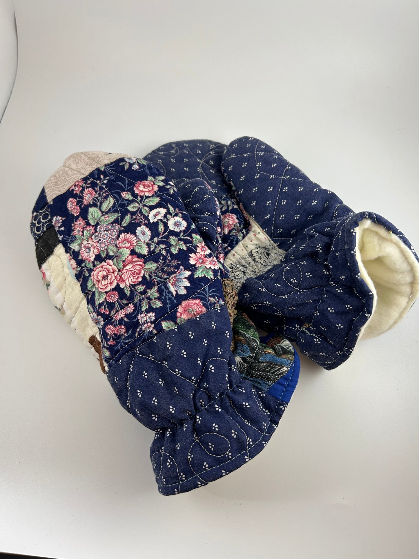 Quilty Mittens- Large