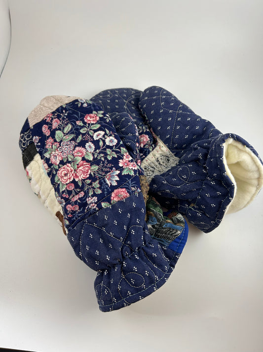 Quilty Mittens- Large